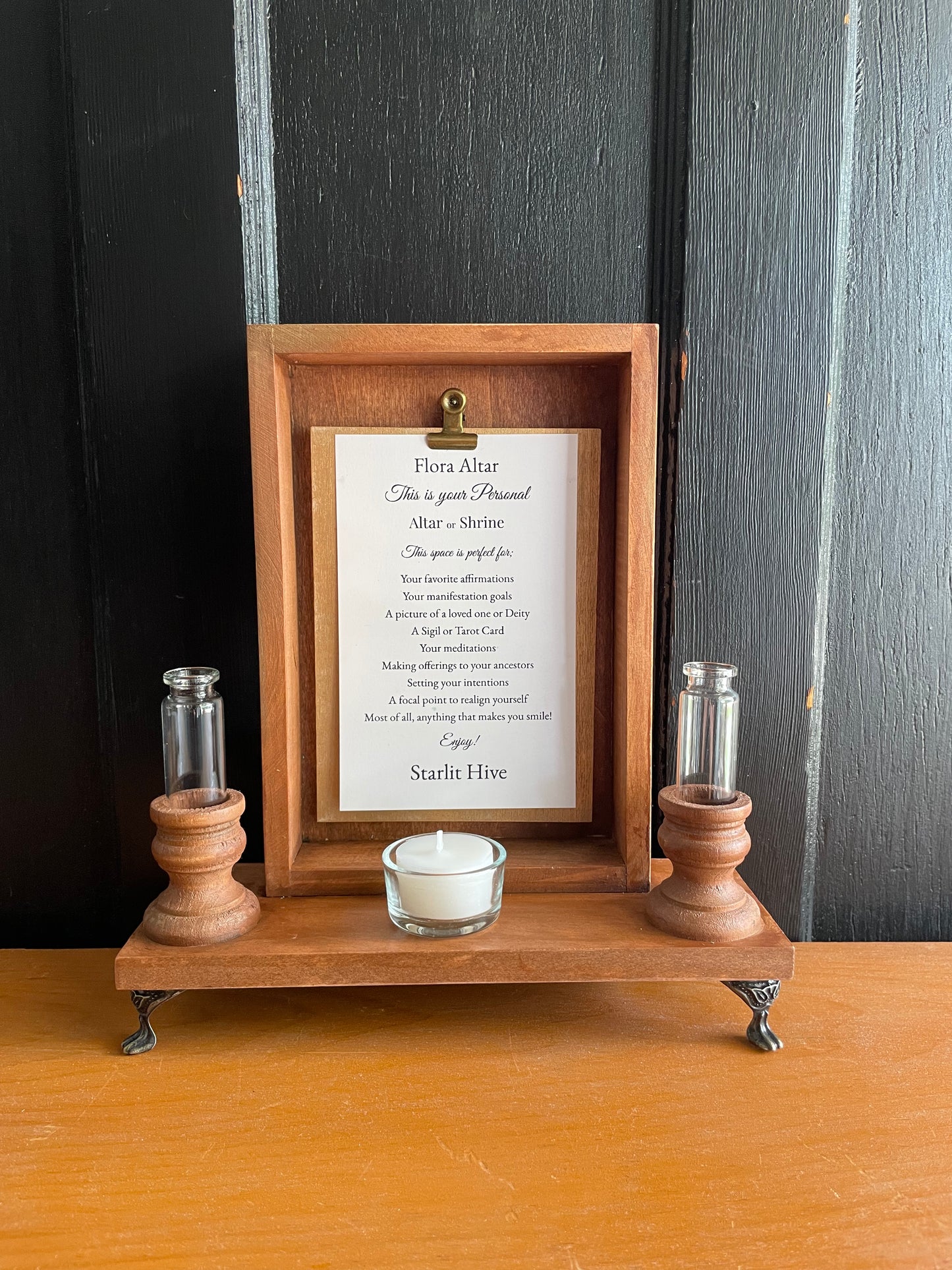 Flora Altar, amaretto stain